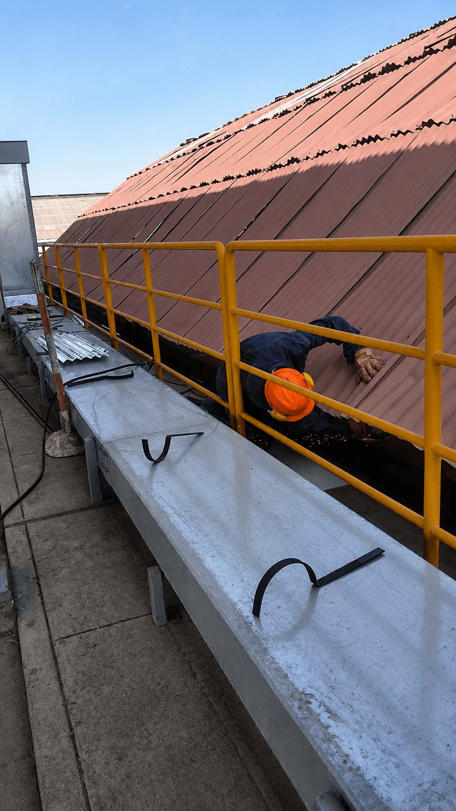 Fotografía de obra 3 del proyecto: Mantenimiento de Nave Industrial