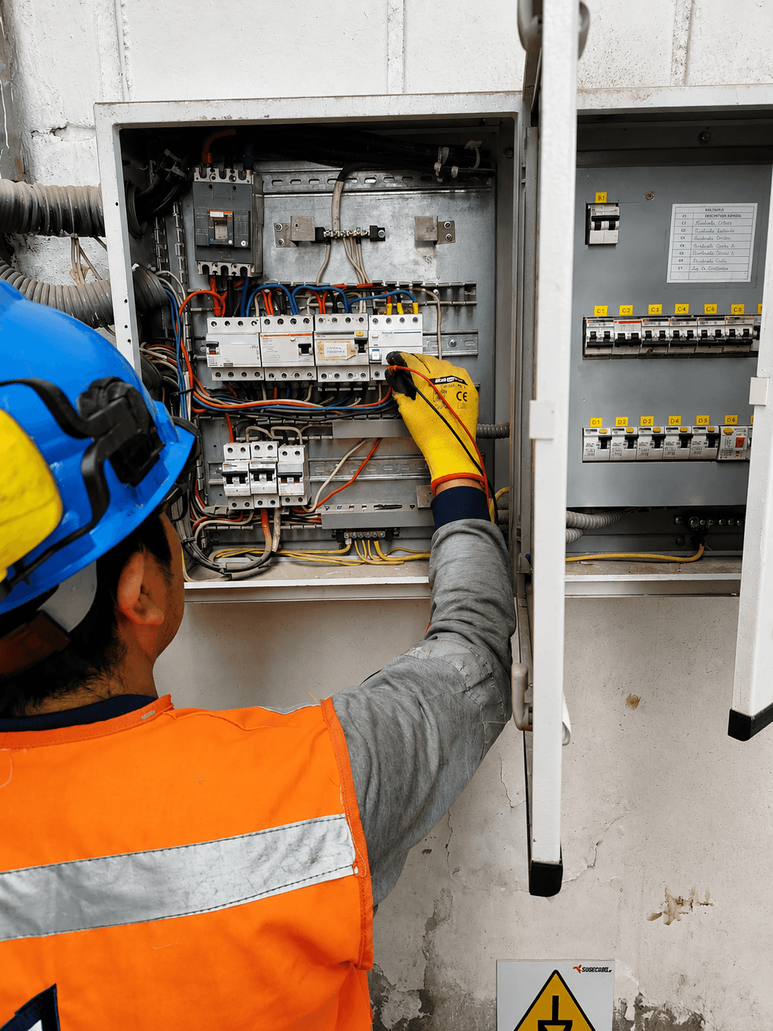 Fotografía de obra 2 del proyecto: Tableros Eléctricos de Fuerza